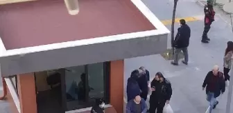Polis Memuru Eski Eşini ve Yanındaki Kişiyi Öldürdü, Genç Kız Yaralandı