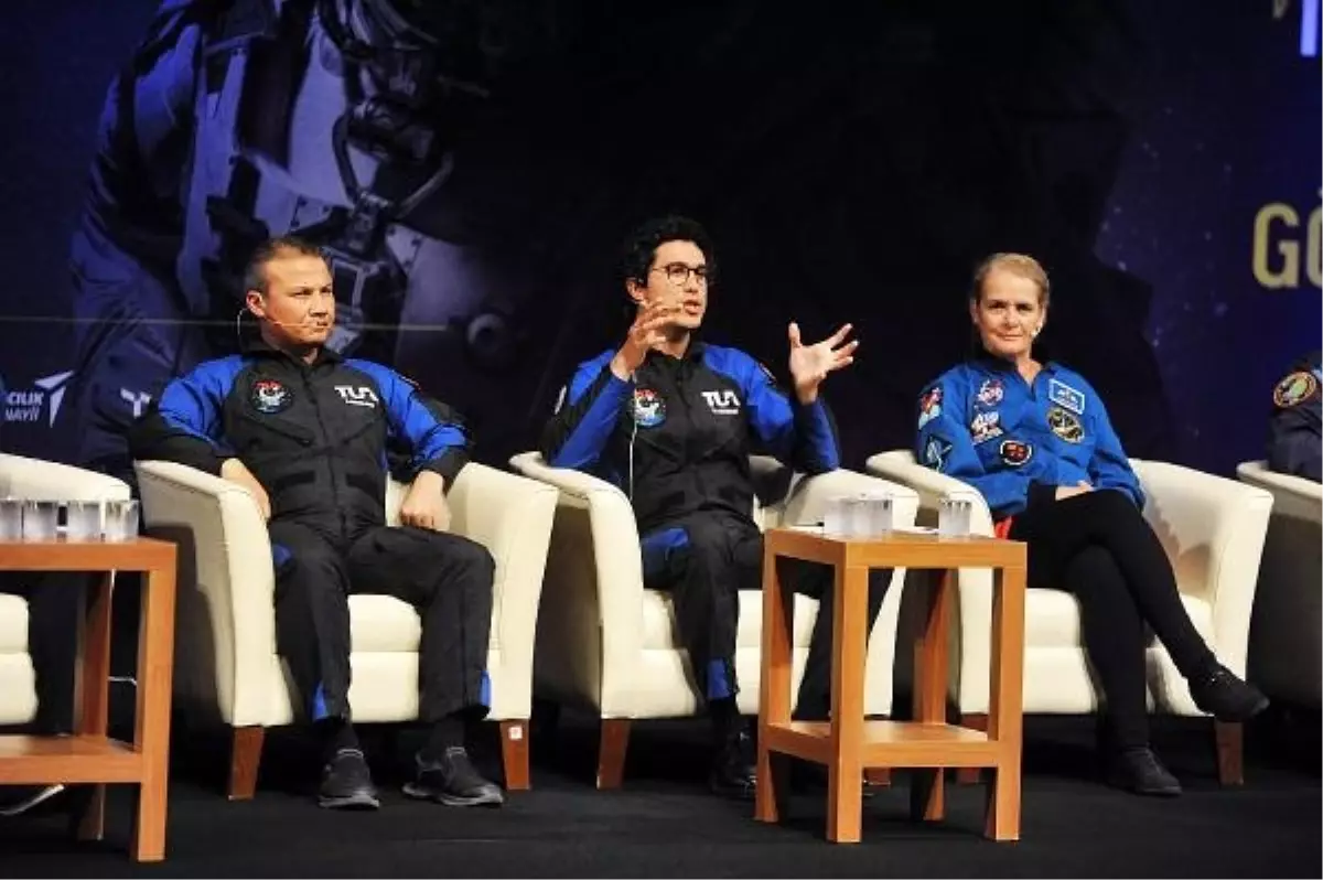 Uzay Kaşifleri Derneği Astronotları Bursa'da Öğrencilerle Buluştu