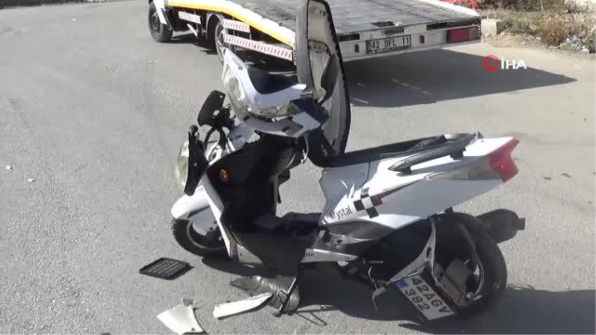 Karaman\'da kamyonet ile çarpışan motosikletli öğrenci ağır yaralandı