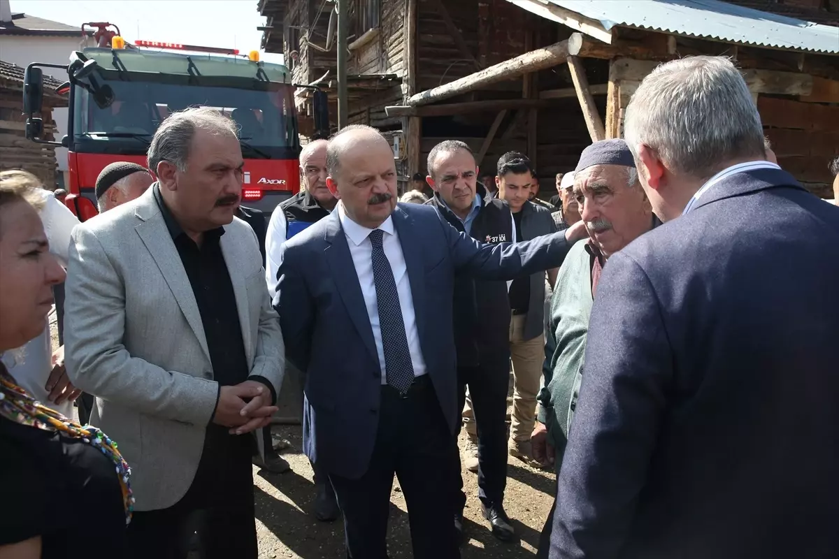 Kastamonu\'da Ahşap Evde Çıkan Yangında Felçli Kadın Hayatını Kaybetti