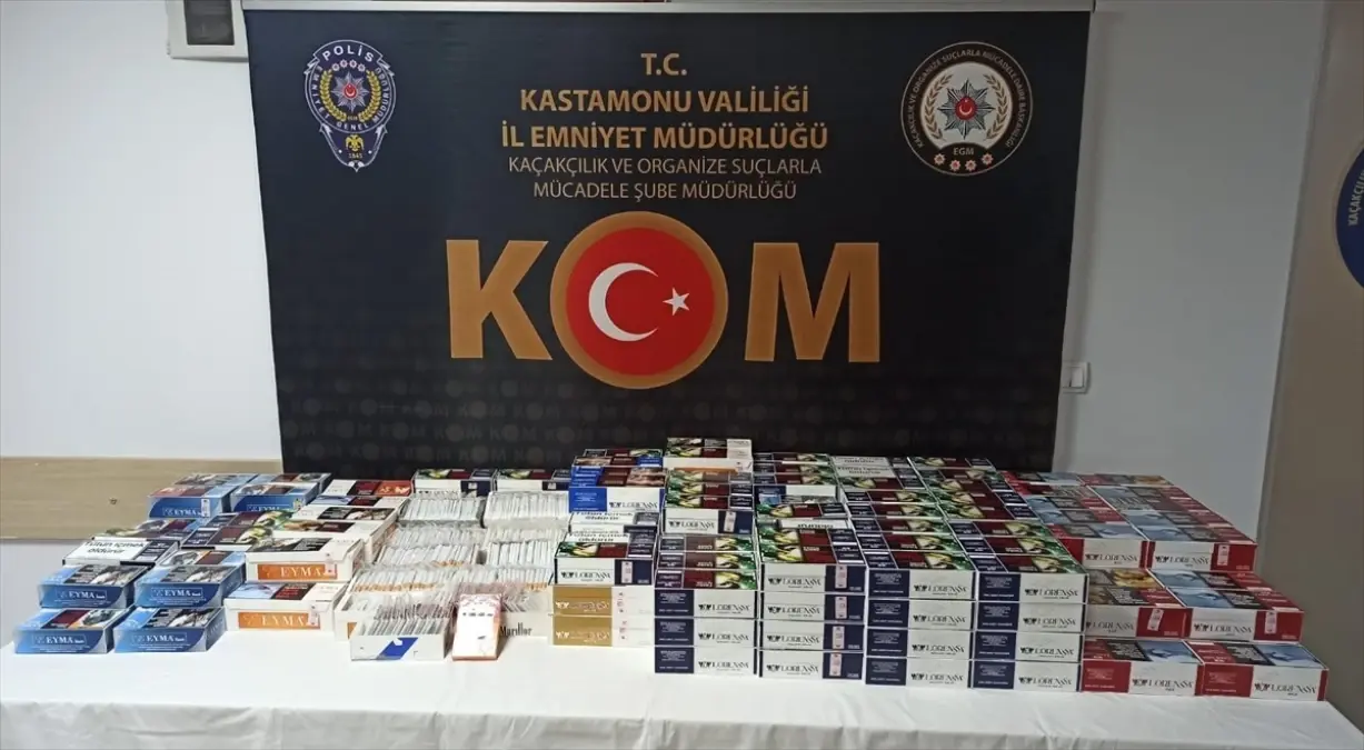 Tosya'da sahte bandrollü makaron ve tütün operasyonu: 2 gözaltı
