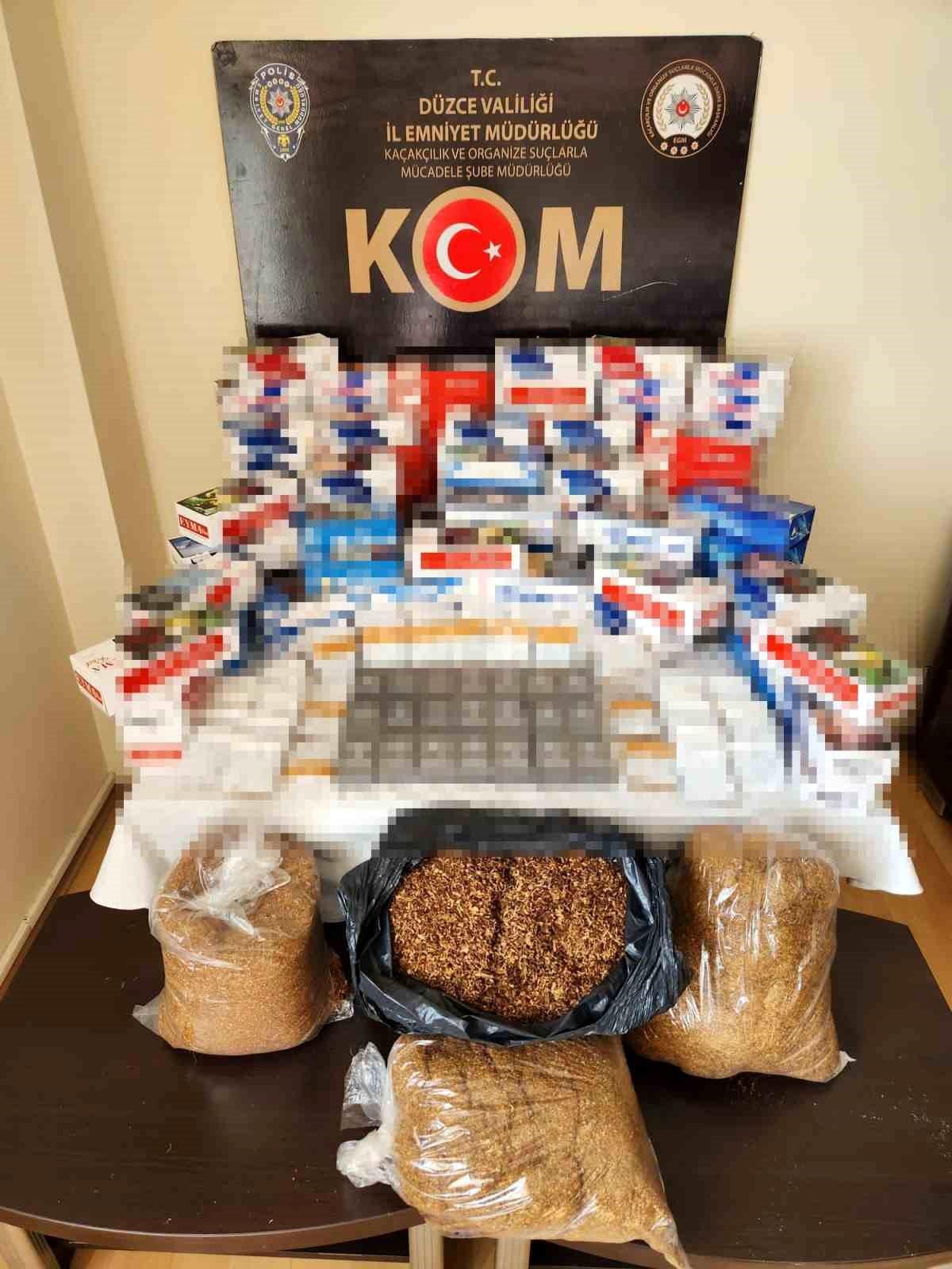 Düzce\'de Sis Operasyonu: 30 Bin 780 Adet Dolu Makaron ve 15 Kilo Kıyılmış Tütün Ele Geçirildi