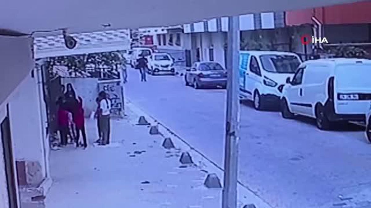 Küçükçekmece\'de Maskeli Saldırı: Okuldan Dönen Çocuklar Saniyelerle Kurtuldu