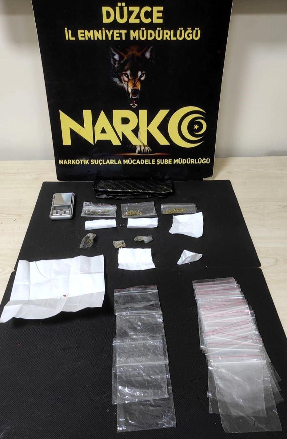 Düzce\'de Uyuşturucu Operasyonunda Şüpheli Tutuklandı
