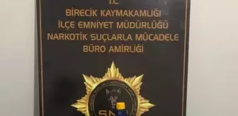 Şampuan Kutularına Gizlenmiş 849 Gram Esrar Ele Geçirildi