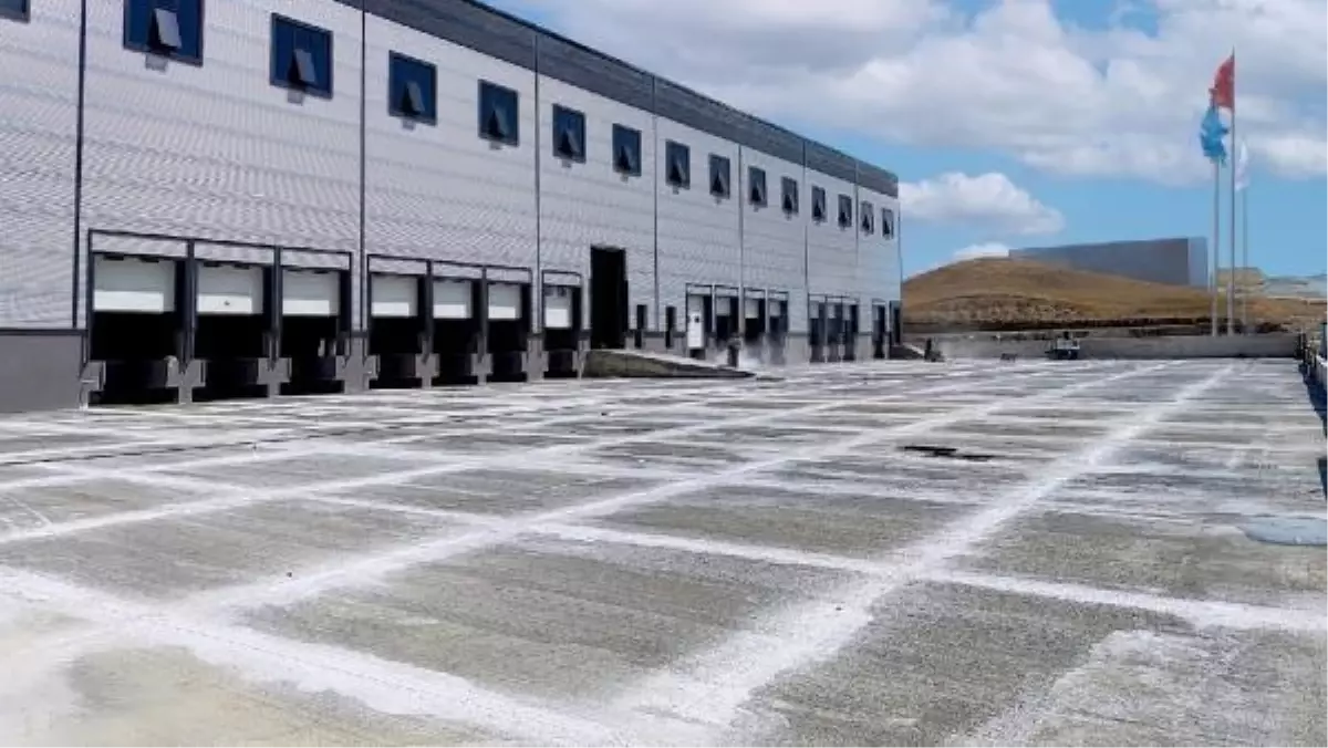 Yurtiçi Kargo, Ankara ve Eskişehir\'de otomasyonlu aktarma merkezi inşaatına başladı