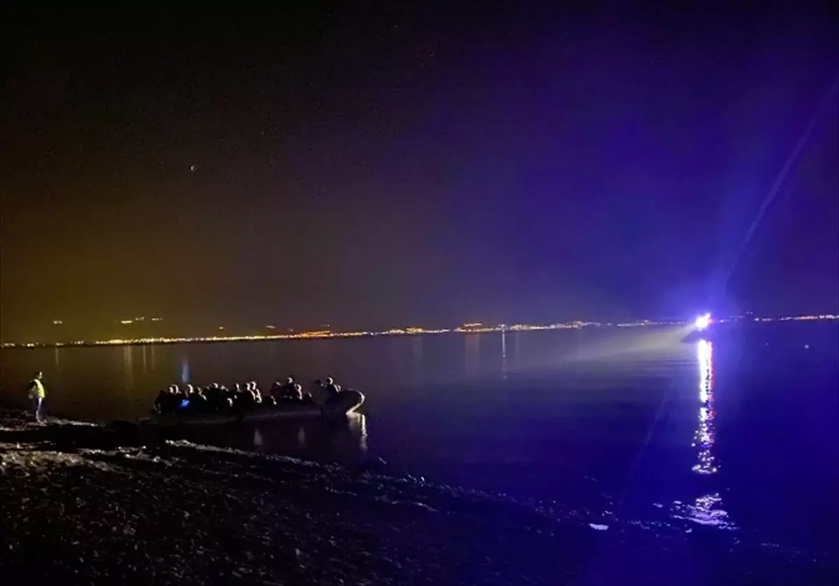 Balıkesir\'de 1005 düzensiz göçmen yakalandı, 25 kişi tutuklandı