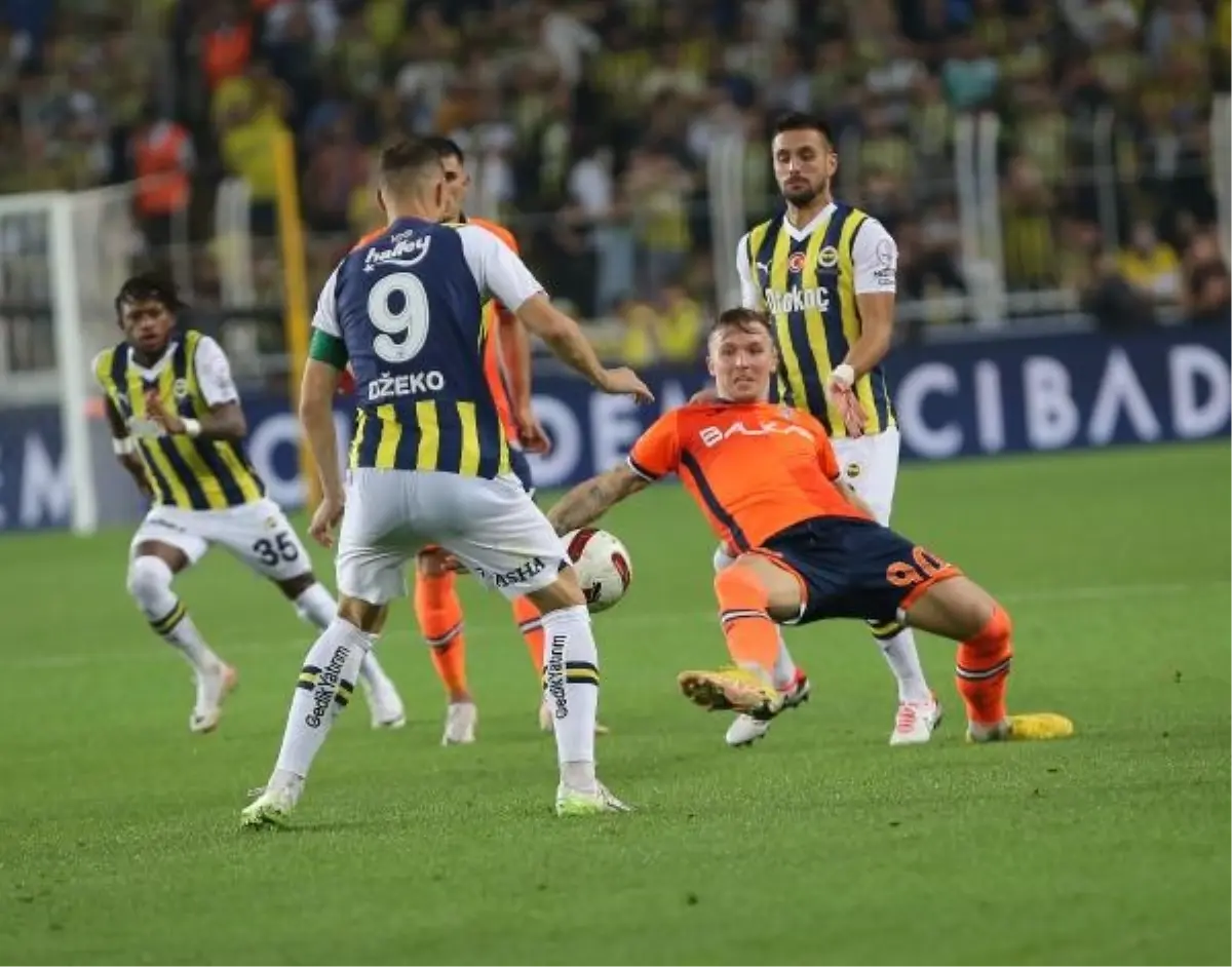 Fenerbahçe, Başakşehir\'i 4-0 mağlup etti