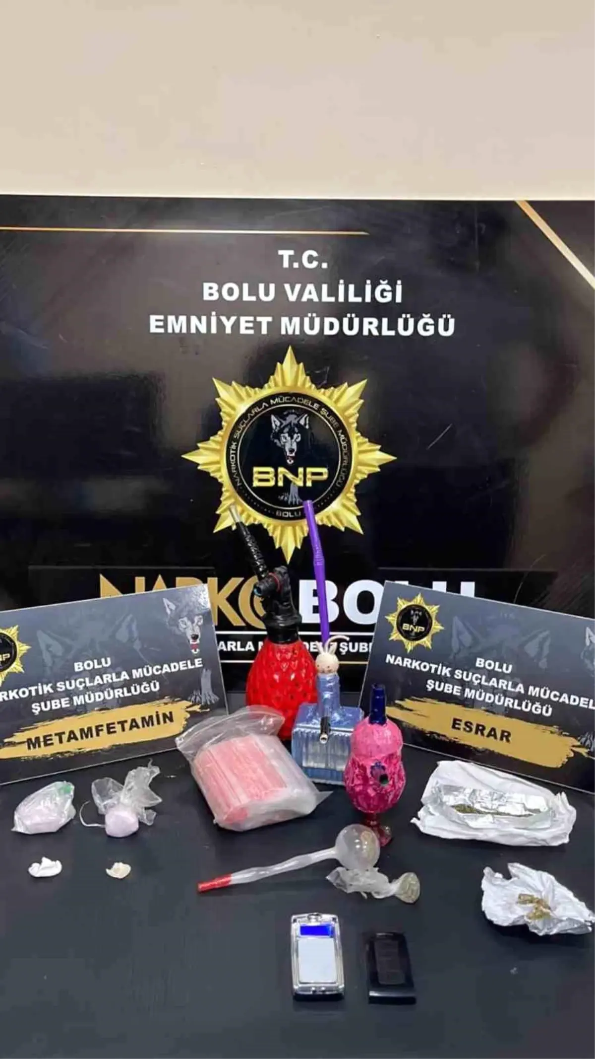 Bolu\'da Narkotik Operasyonunda Uyuşturucu Madde Ele Geçirildi