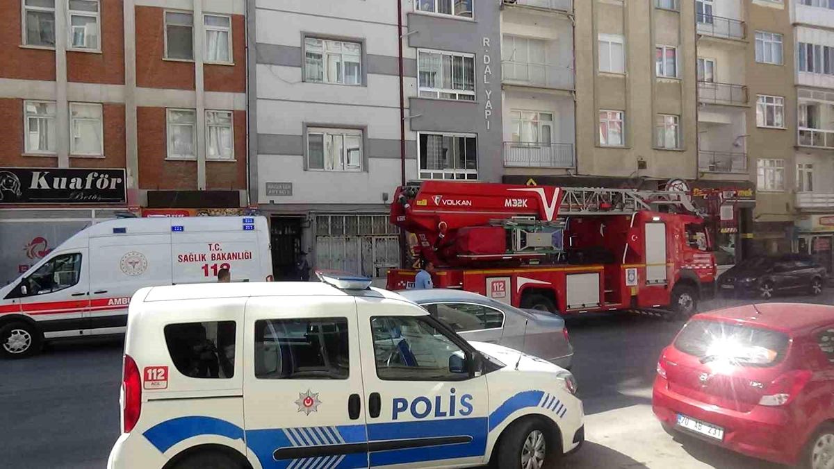 Karaman\'da Dairede Gaz Kaçağı İhbarı