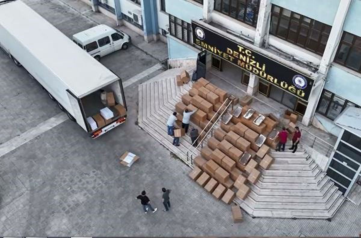 Denizli\'de 4 Milyon 310 Bin Sarılmış Kaçak Sigara Ele Geçirildi