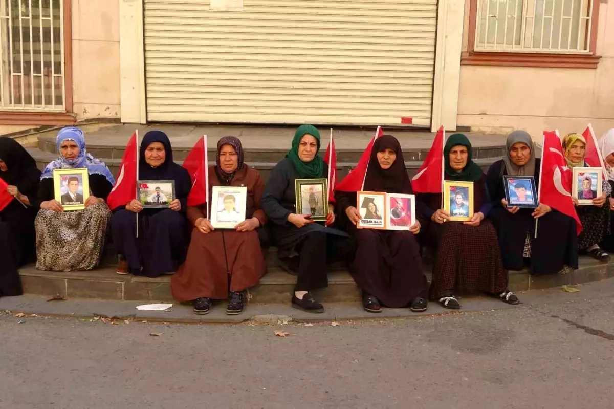 PKK\'nın kaçırdığı çocuklar için ailelerin mücadelesi sürüyor