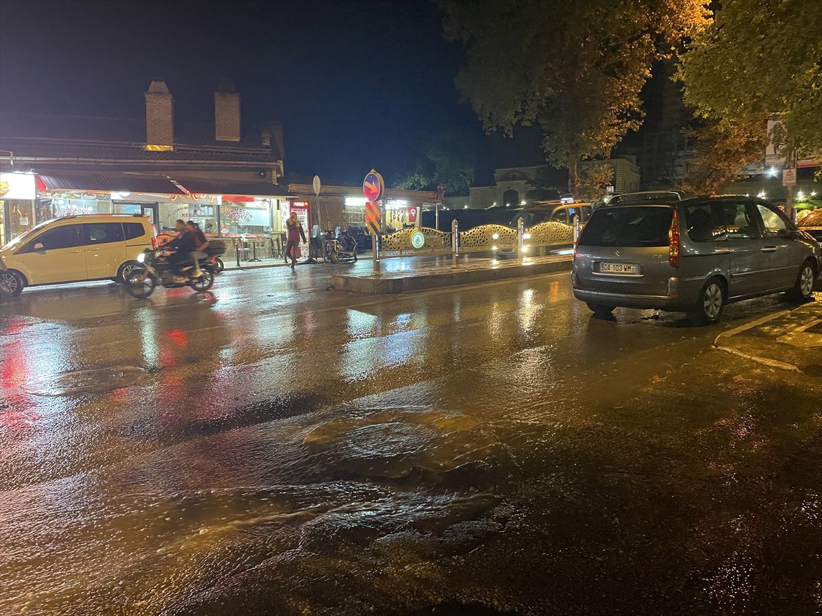Edirne\'de sağanak etkili oldu