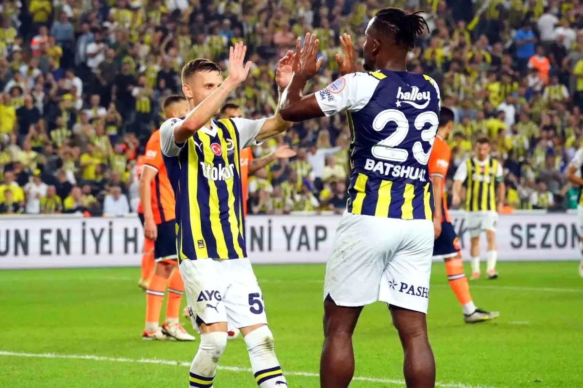 Fenerbahçe, Başakşehir\'i 4-0 mağlup ederek en farklı skoru elde etti