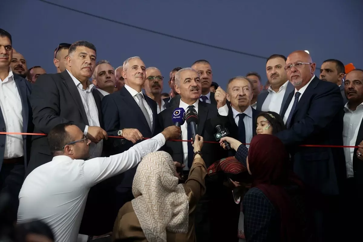 Filistin\'deki en büyük ekonomi fuarı Expo 2023 Nablus\'ta açıldı