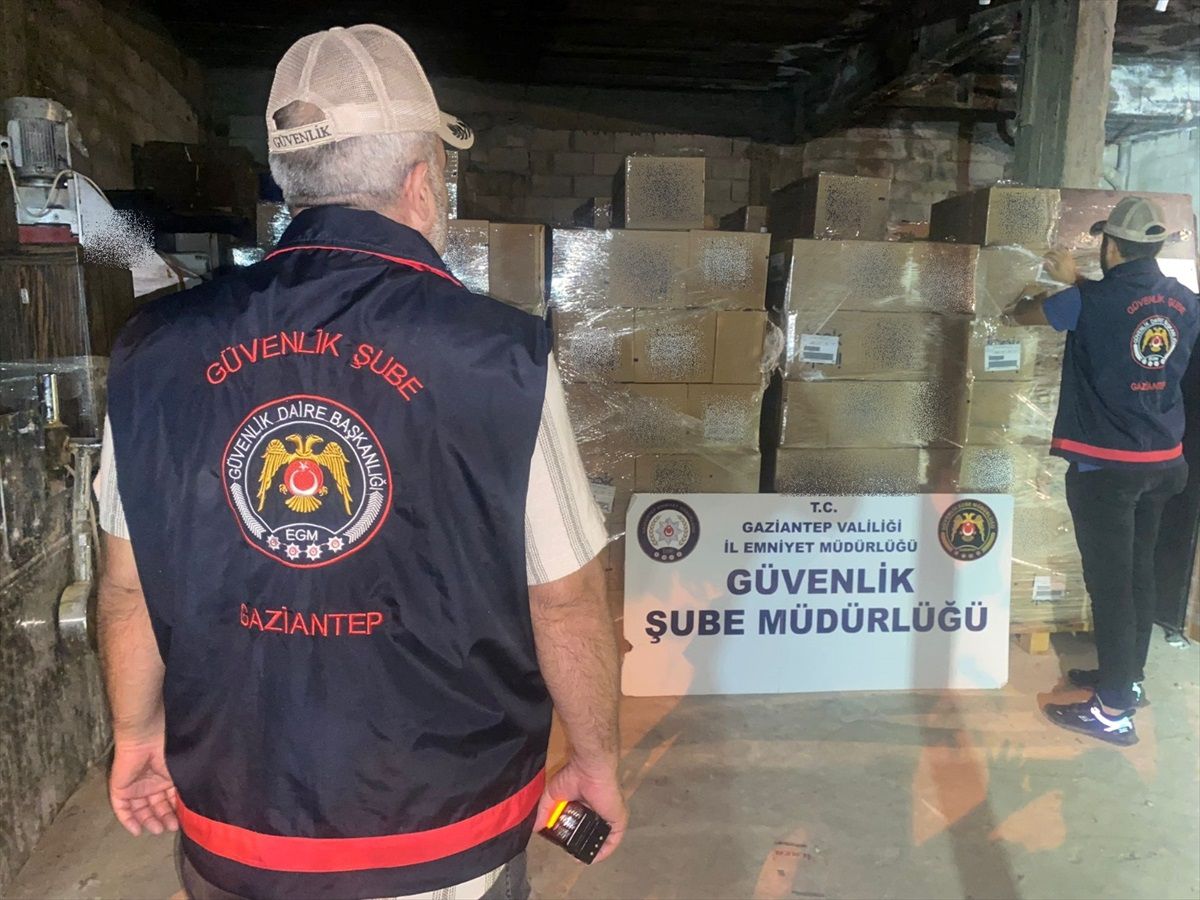 Gaziantep\'te 32 bin taklit ürün ele geçirildi