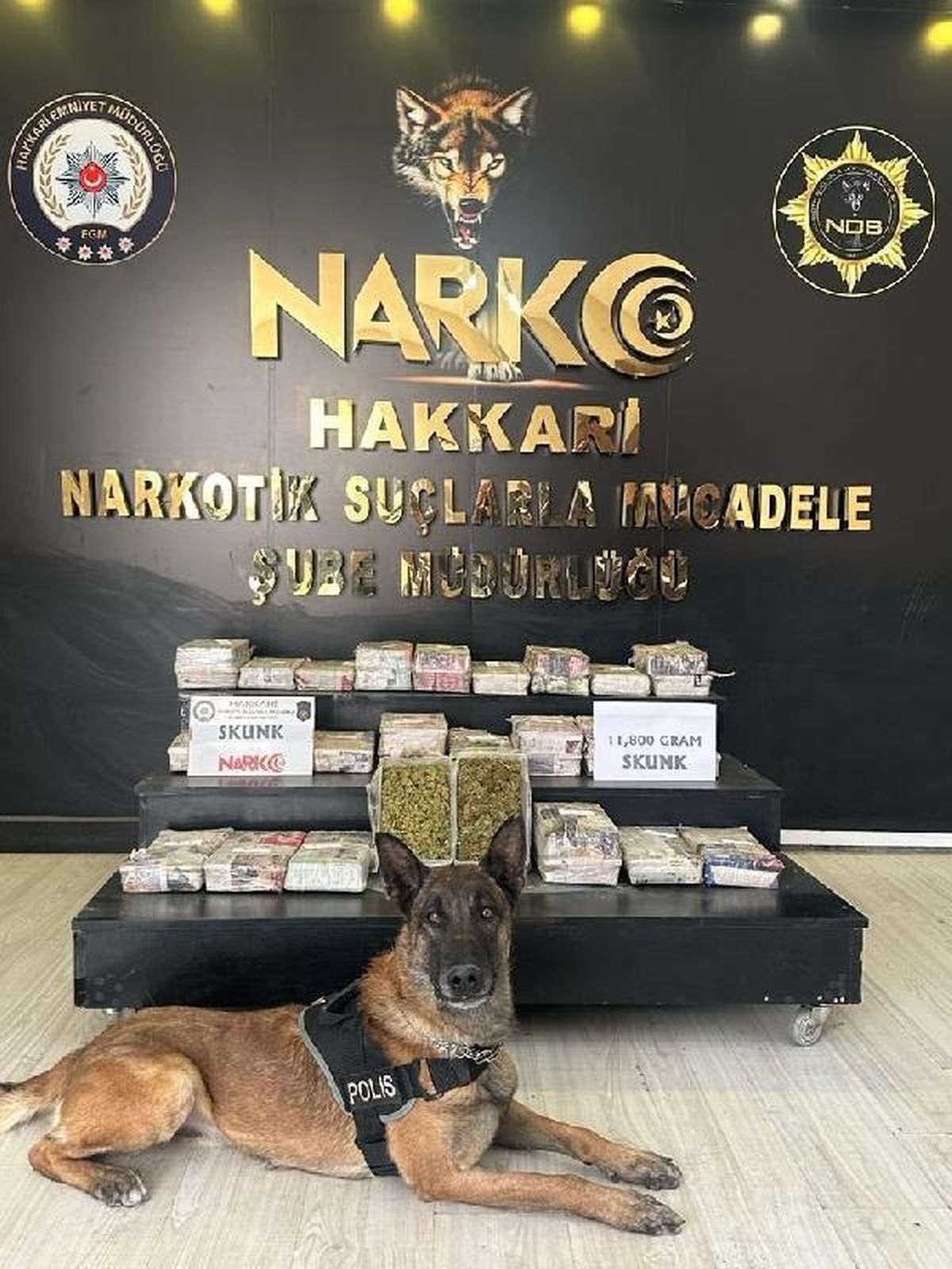 Hakkari\'de 24 Kilo Uyuşturucu Ele Geçirildi, 6 Şüpheli Tutuklandı