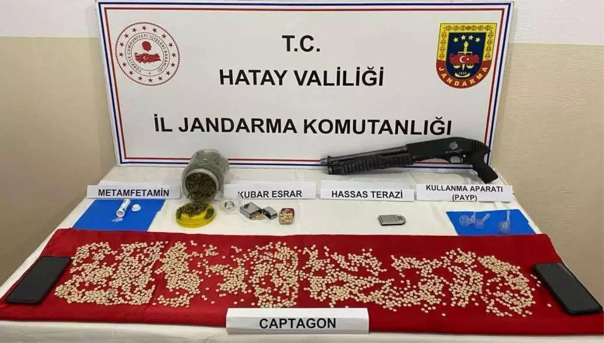 Hatay\'da uyuşturucu tacirleri yakalandı