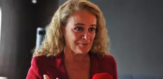 Kanadalı Astronot Julie Payette: Gökyüzü Sınır Değil