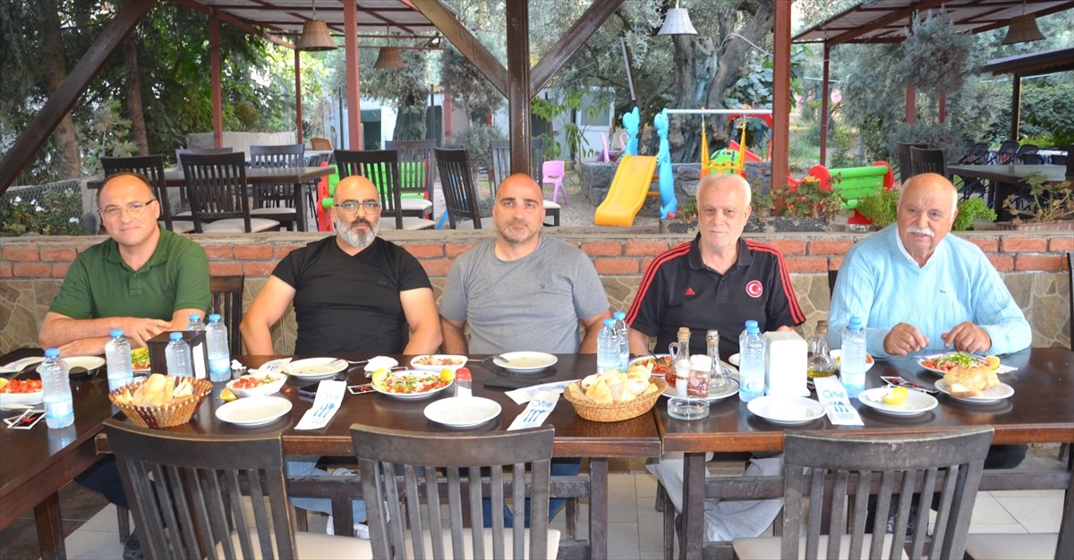 Karamürselbey Spor Kulübü Basketbol Takımı Sezona Moral Yemeğiyle Başladı