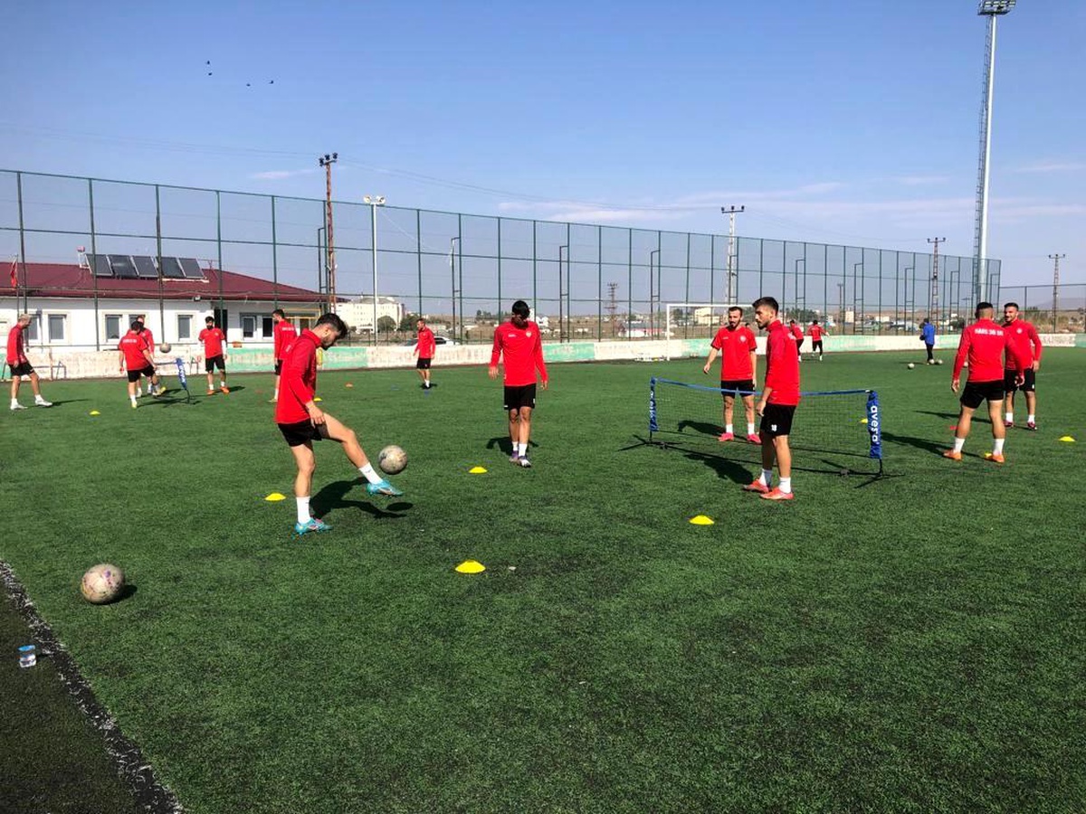 Kars 36 Spor, 2023-2024 sezonu için hazırlıklarını sürdürüyor