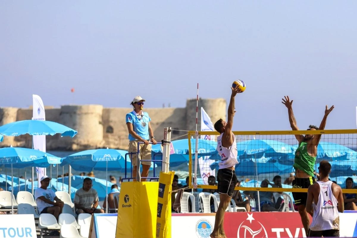 Mersin\'de ProBeach Tour Plaj Voleybolu Etabı Başlıyor