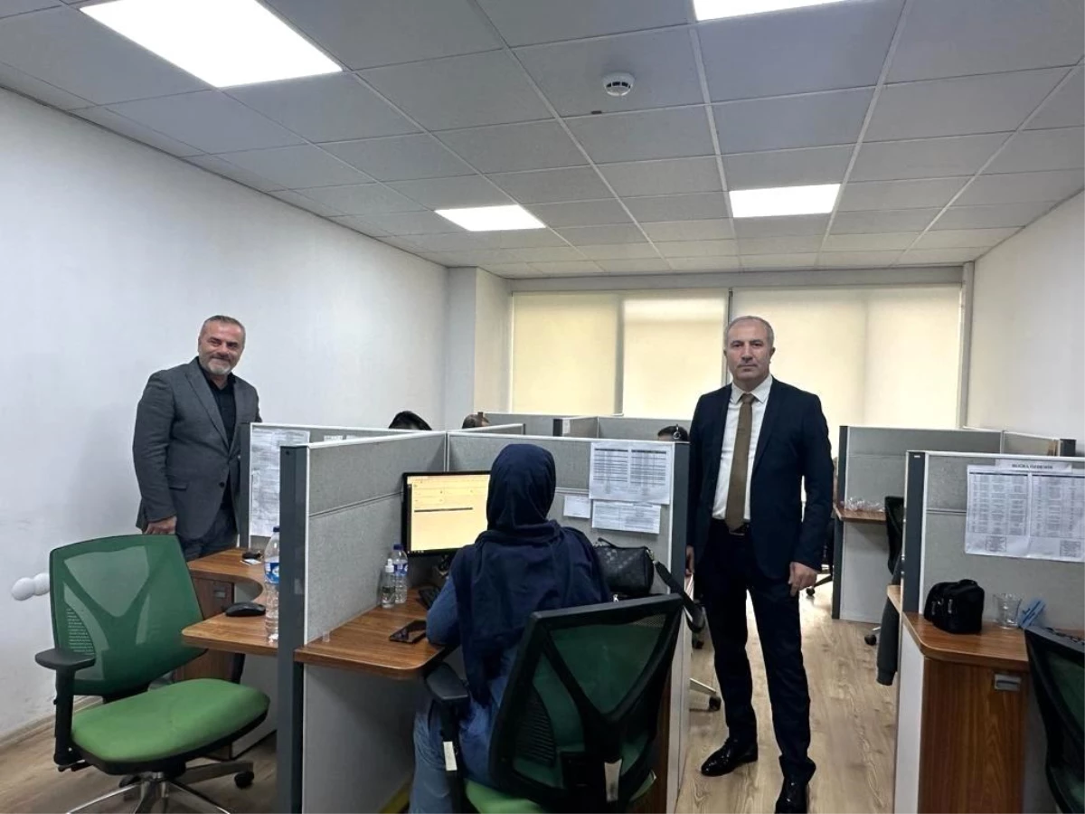 Çalışma ve İş Kurumu Zonguldak İl Müdürü Alo 170 Çağrı Merkezi\'ni ziyaret etti