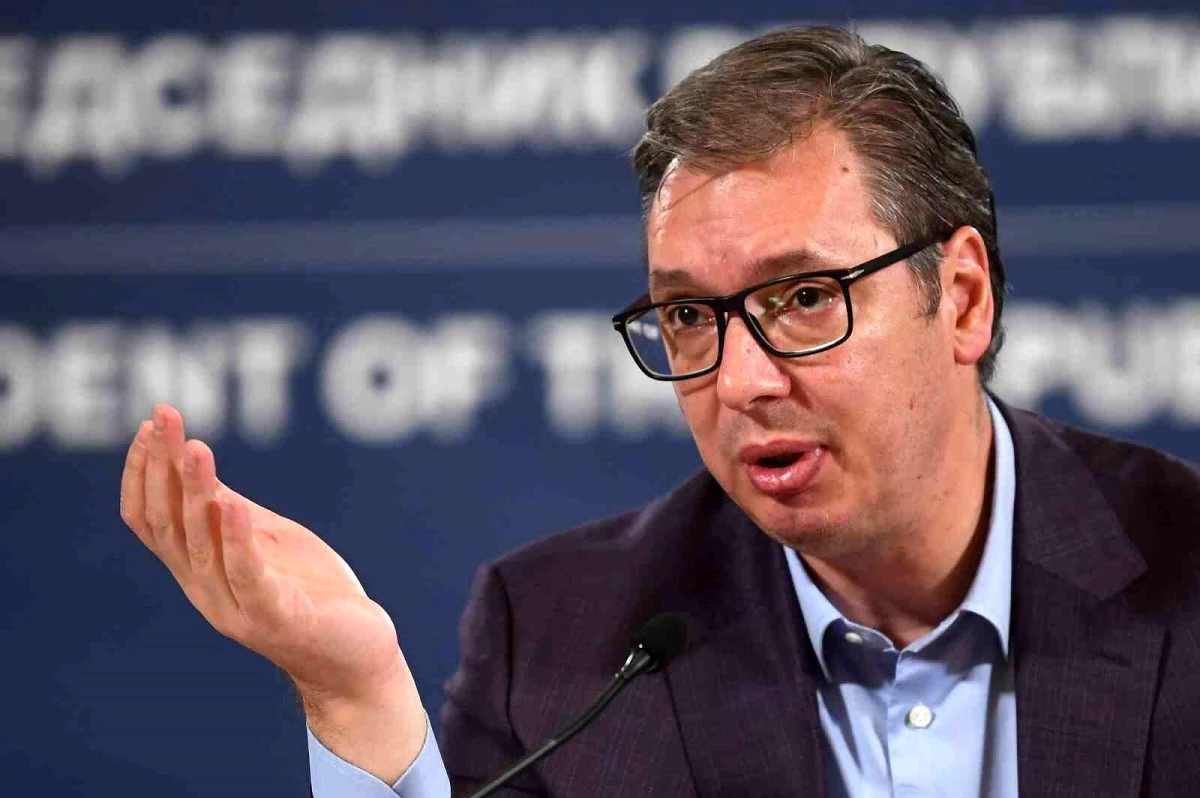 Sırbistan Cumhurbaşkanı Vucic, erken seçimlerin 17 Aralık\'ta yapılabileceğini söyledi