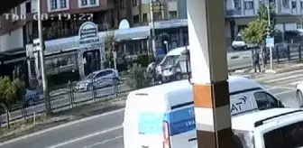 Trabzon'da Minibüs Yaya Geçidine Çarptı: 2 Yaralı