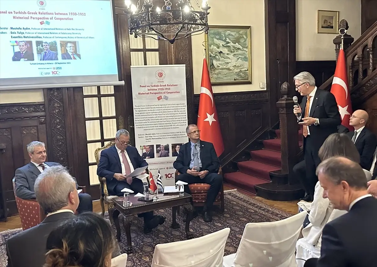 Türkiye-Yunanistan İlişkileri İşbirliği Perspektifiyle Ele Alındı