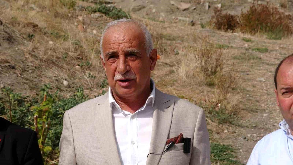 Tokat Muhtarlar Derneği Başkanı: Uzaya gidilen bu teknolojide biz hala bir avuç toprağı ne yapabiliriz diye tartışıyoruz