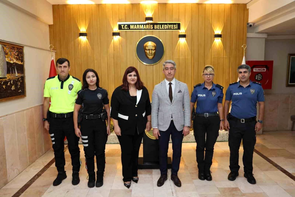 Marmaris Emniyet Müdürü Aycan Çakır Öztürk, Belediye Başkanı Mehmet Oktay\'ı ziyaret etti