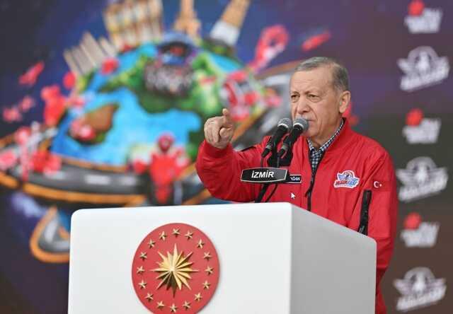 Cumhurbaşkanı Erdoğan, İzmir TEKNOFEST alanında: Şu ana kadar 330 bin ziyaretçi ağırlandı