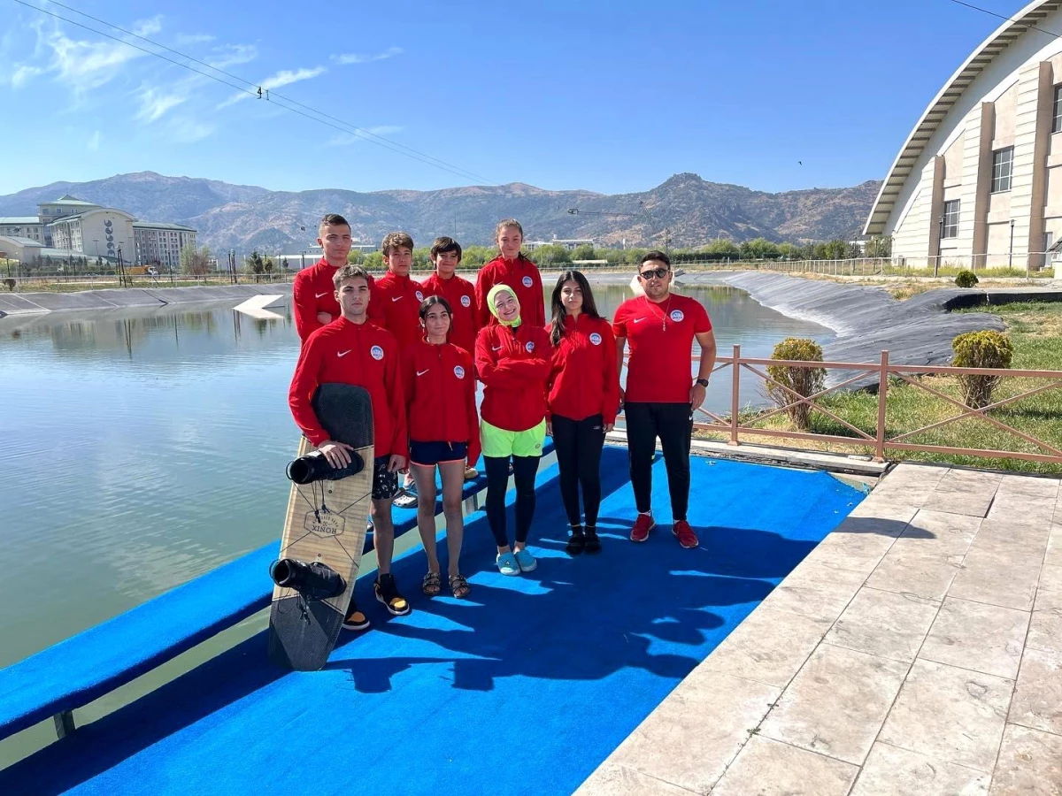 Kayseri\'den 8 Sporcu Su Kayağı Milli Takımı\'na Seçildi