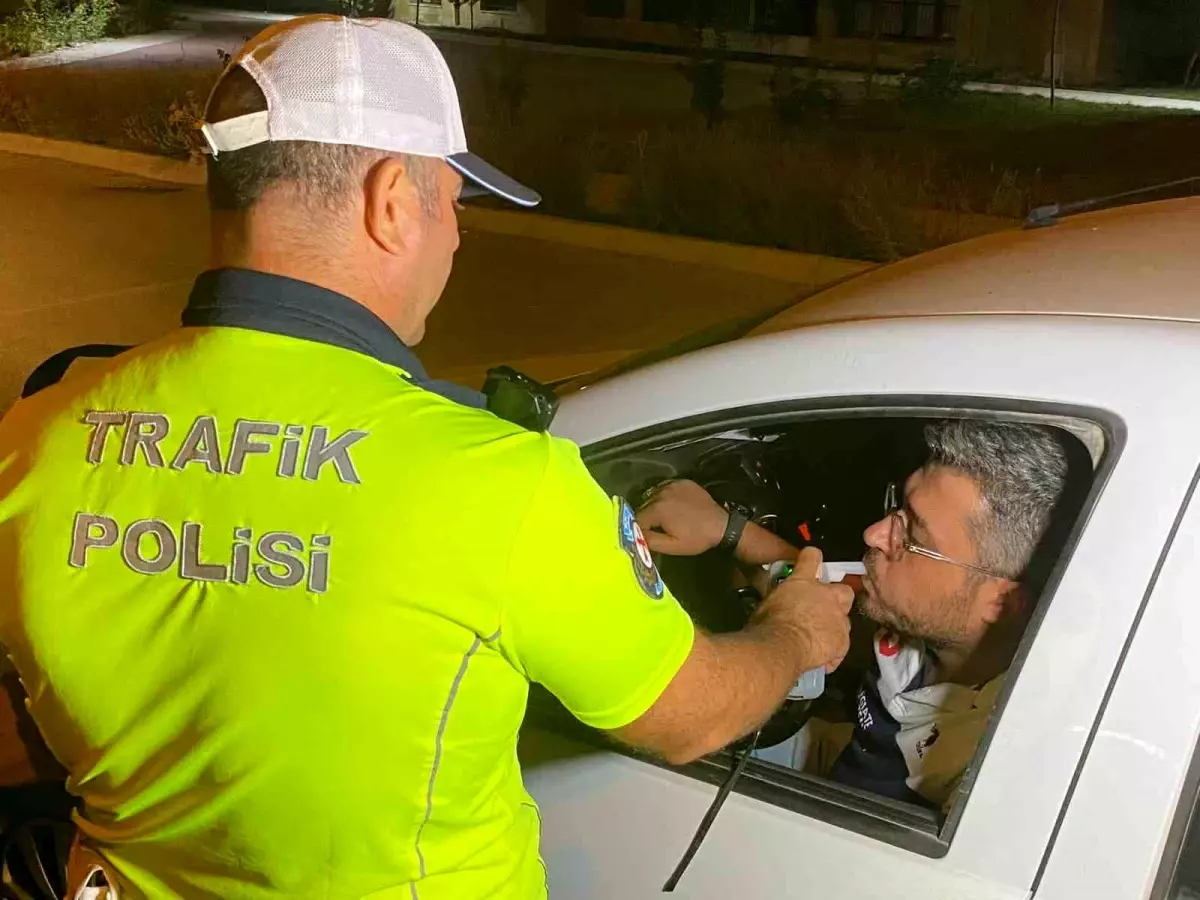 Elazığ\'da 335 polisin katılımıyla asayiş uygulaması gerçekleştirildi