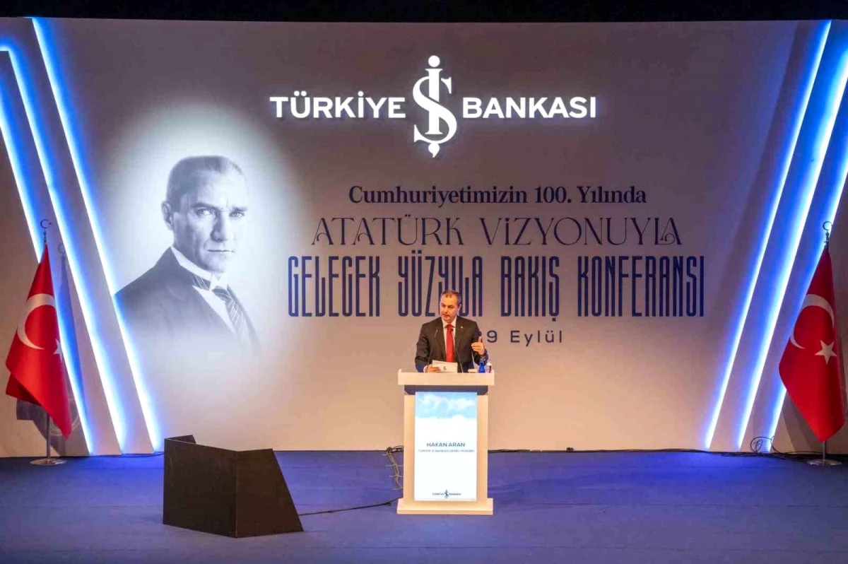 İş Bankası\'nın Uluslararası Atatürk Konferansı devam ediyor