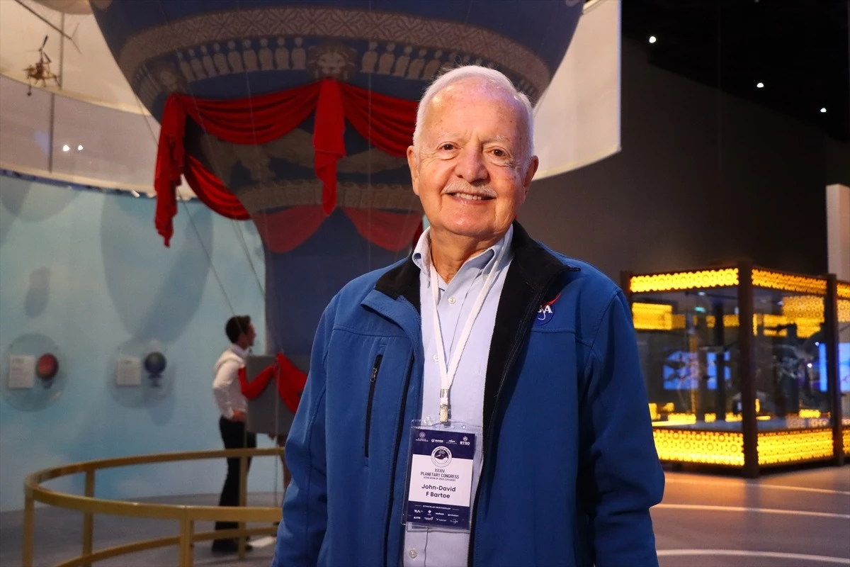 Emekli Astronot: Uzaydan Dünya\'yı Görmek Çok Etkileyici