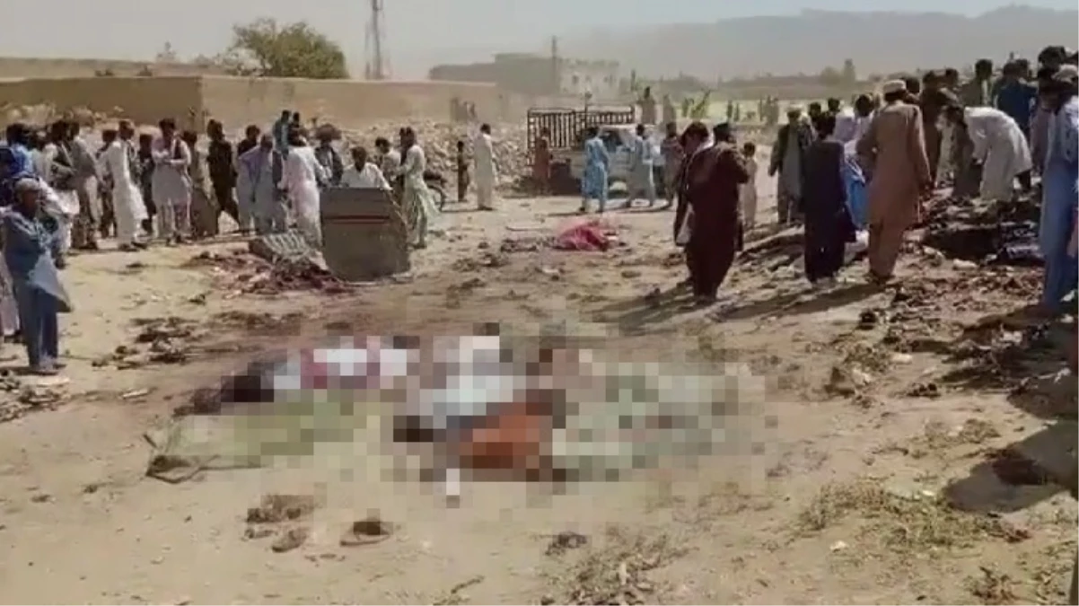 Pakistan\'da Mevlit Kandili için toplananların bulunduğu alana intihar saldırısı! 52 kişi öldü, 58 kişi yaralandı