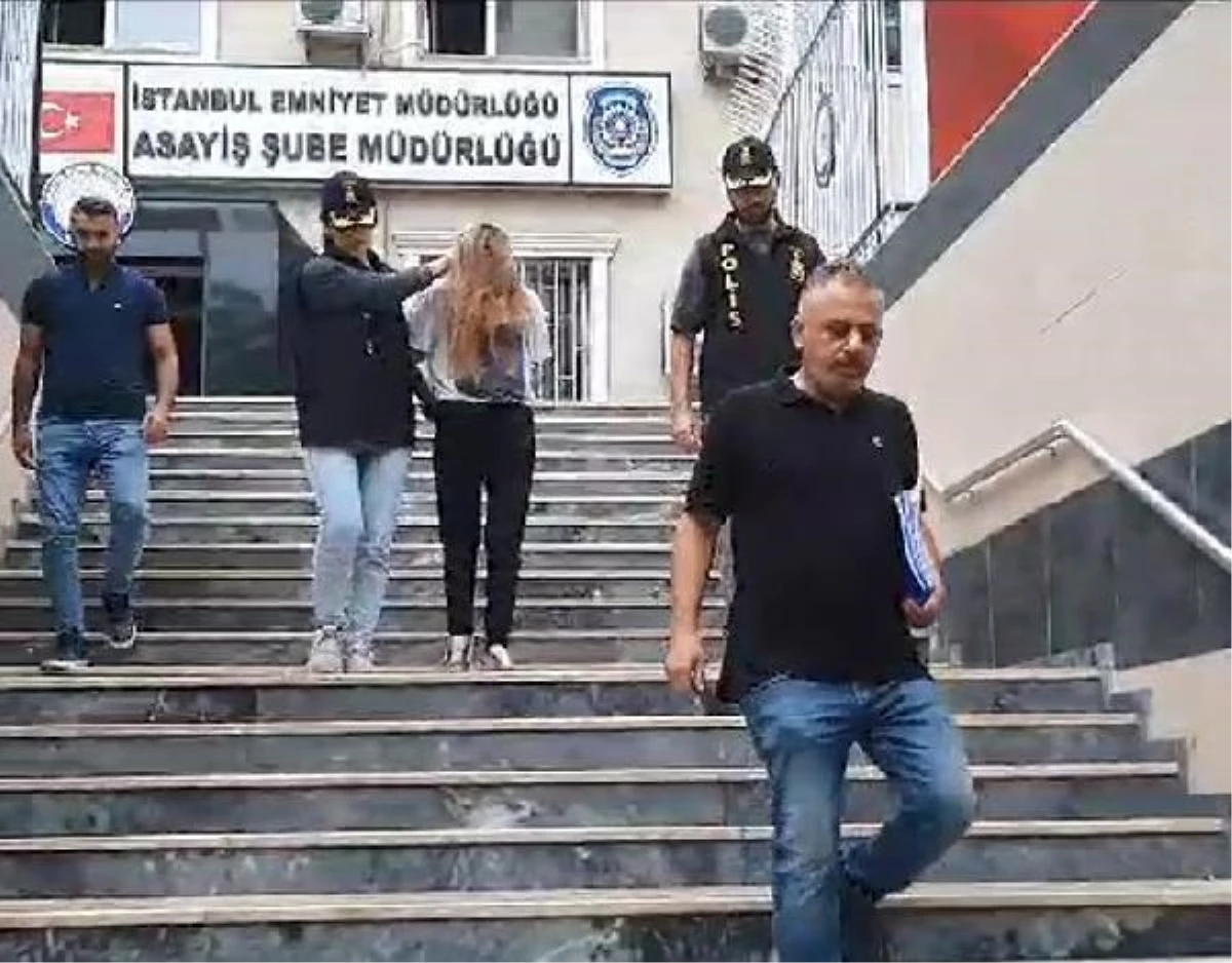 Yazar Funda Demir, eski eşini çocuklarının gözü önünde katletti