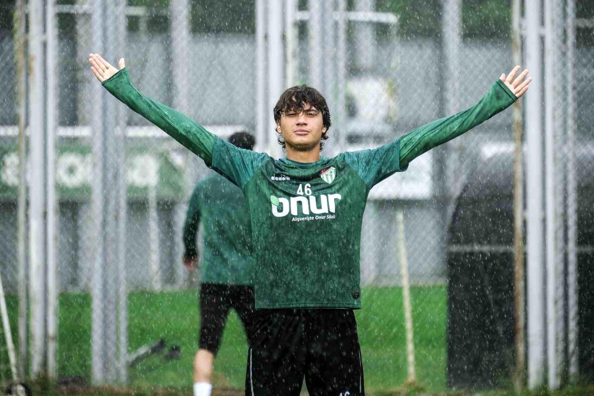 Bursaspor, Beyoğlu Yeni Çarşı maçı hazırlıklarını tamamladı
