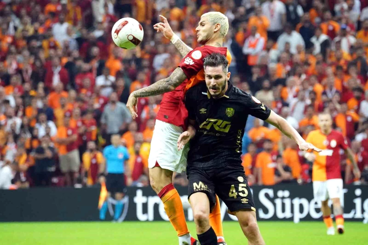 Galatasaray ve Ankaragücü Arasındaki Maçın İlk Yarısı Berabere Sonuçlandı