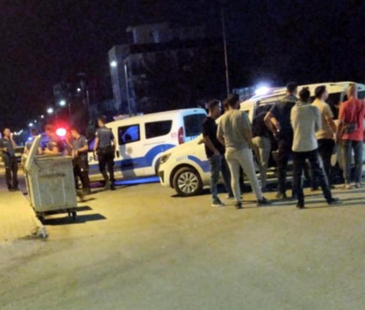 Adıyaman\'da İki Grup Arasında Kavga Çıktı