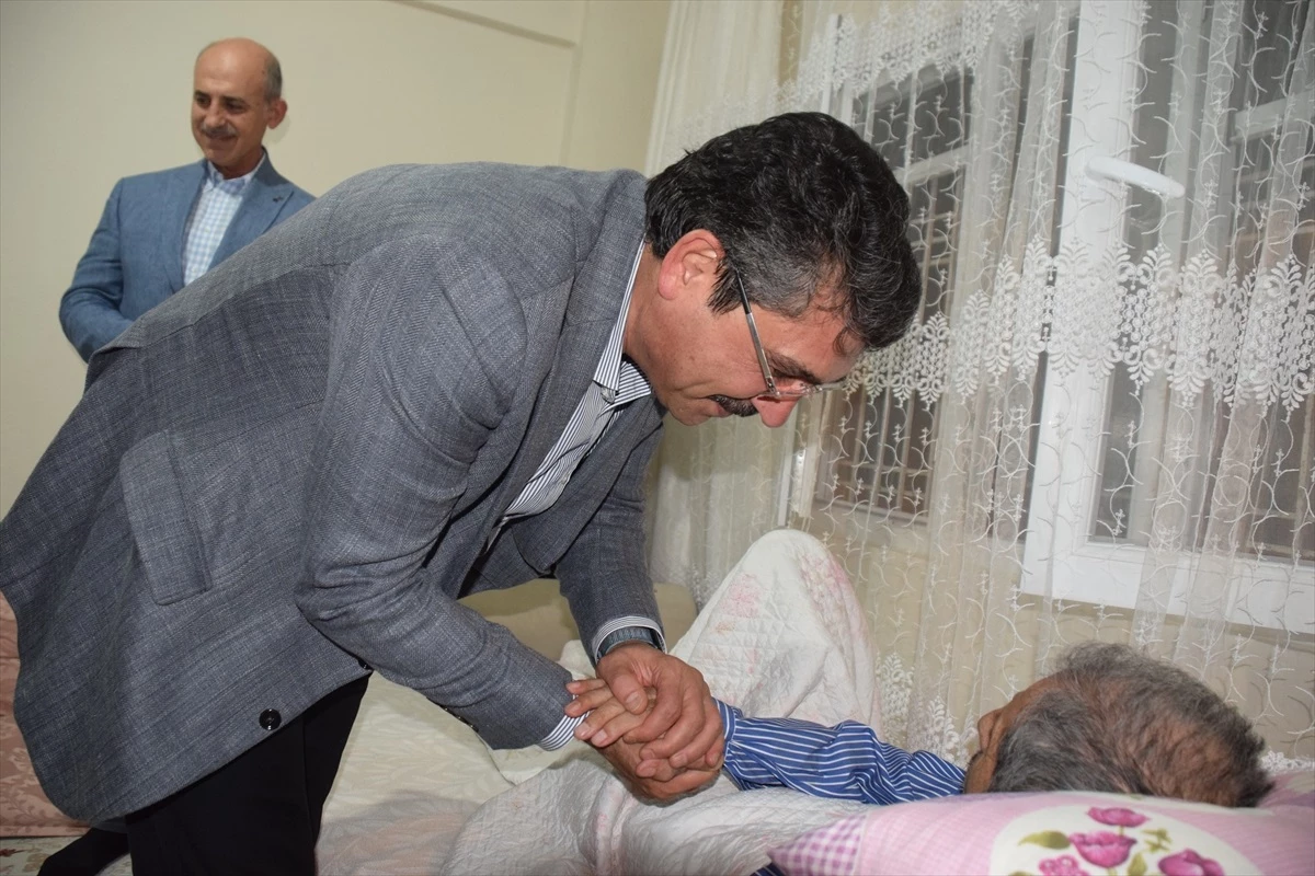 AK Parti Milletvekili Ferhat Nasıroğlu, Batman\'da aileleri ziyaret etti