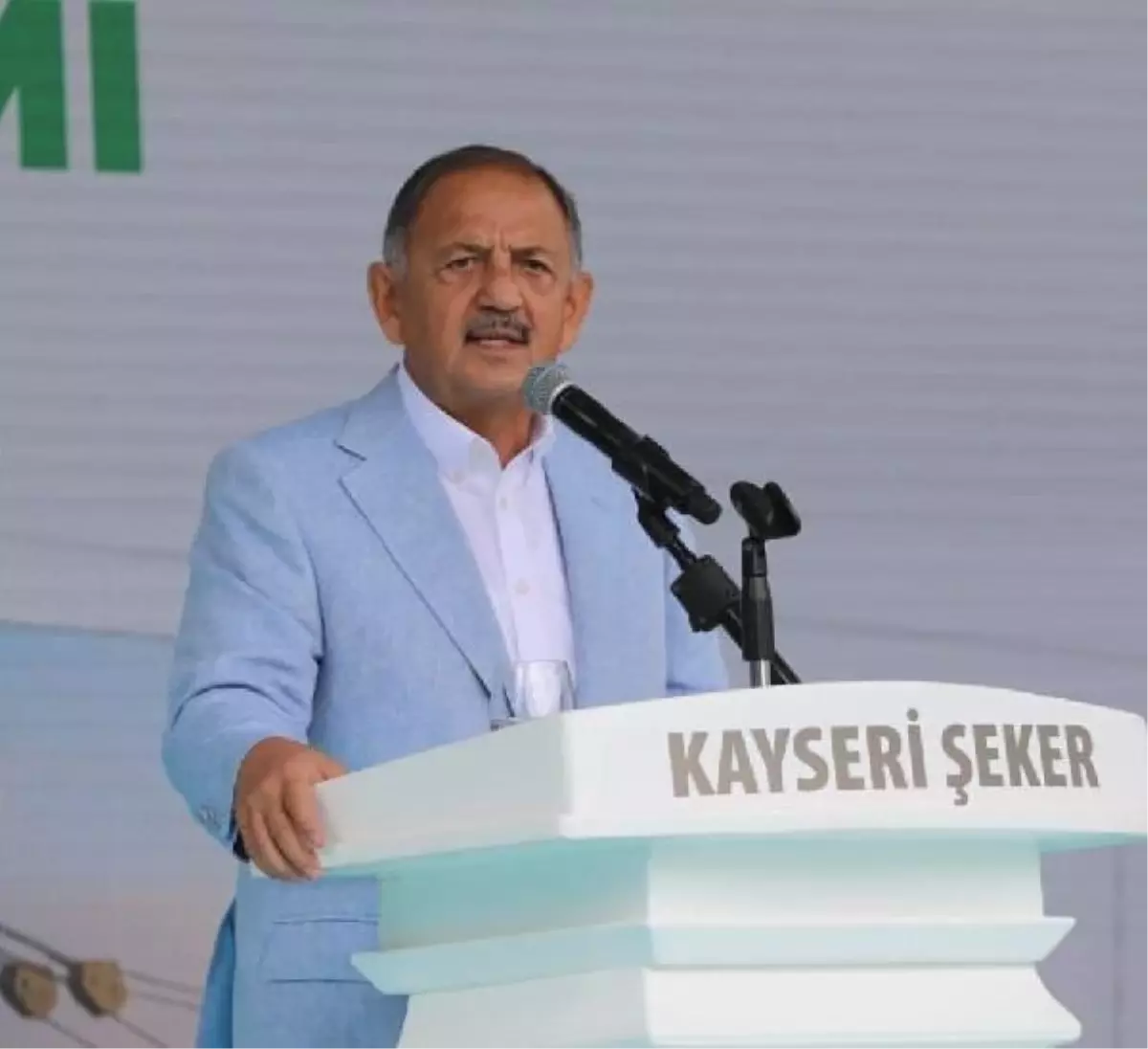 Bakan Özhaseki: İçişleri Bakanlığı\'na saldıran köpekleri toprağa gömeceğiz