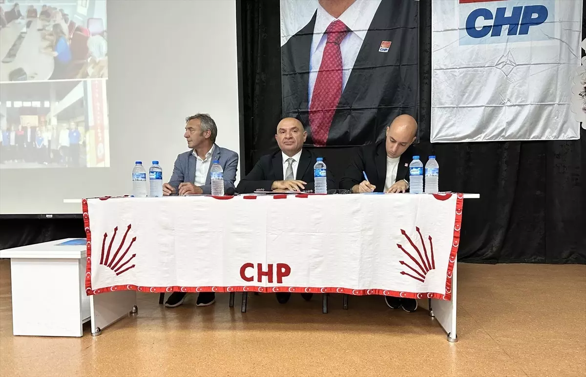 CHP Genel Başkan Yardımcısı Tahsin Tarhan: \'Hiç kaybedeceğimizi düşünmeyeceğimiz bir seçimi kaybettik\'