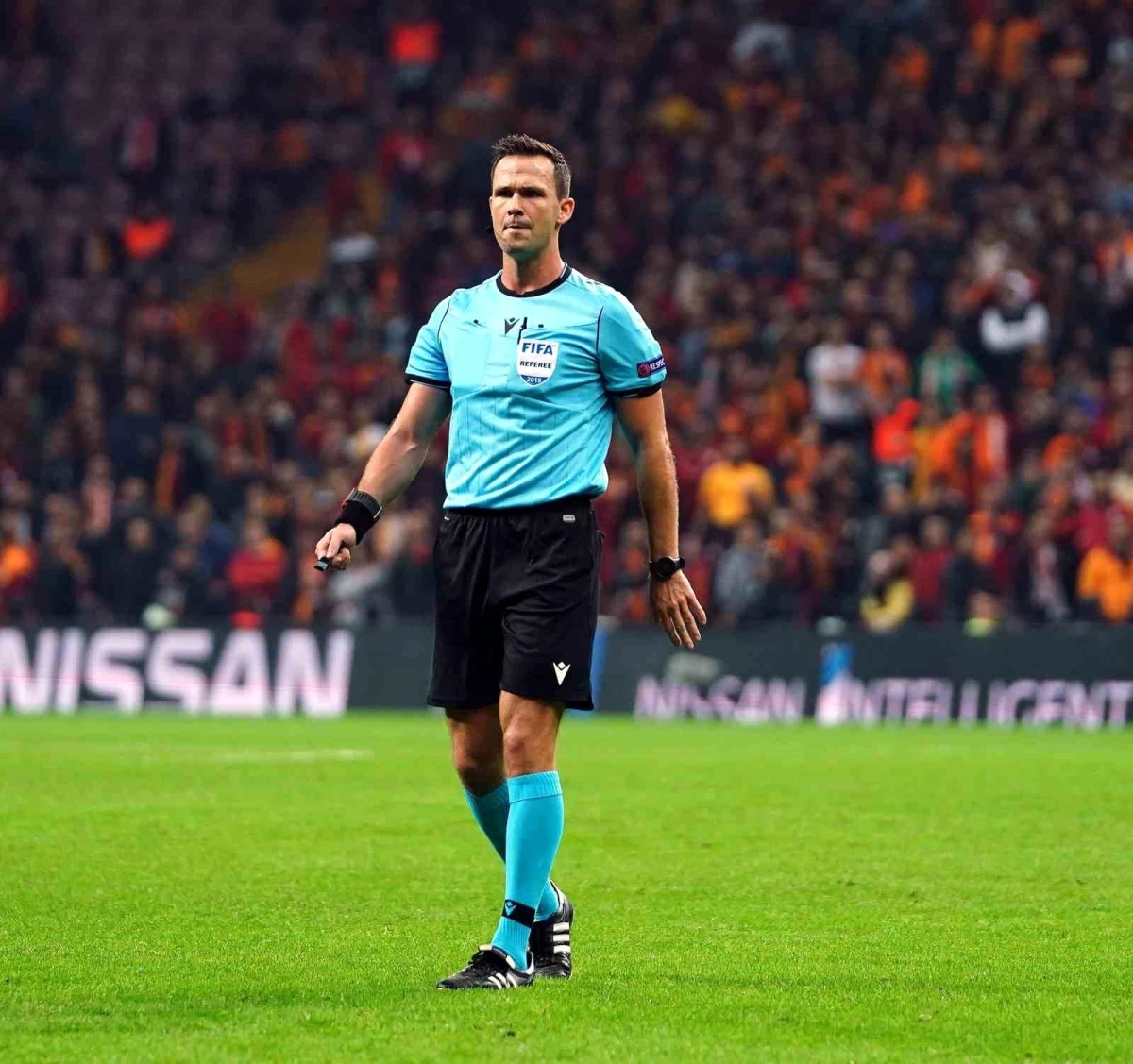 UEFA Şampiyonlar Ligi\'nde Manchester United-Galatasaray maçında Slovakya Futbol Federasyonu\'ndan Ivan Kruzliak düdük çalacak