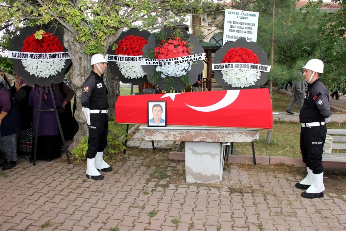 Nevşehir\'de trafik kazasında hayatını kaybeden polis memuru ve eşi için cenaze töreni düzenlendi