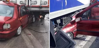 Tokat'ta otomobilin TIR'a çarpması sonucu 3 kişi hayatını kaybetti