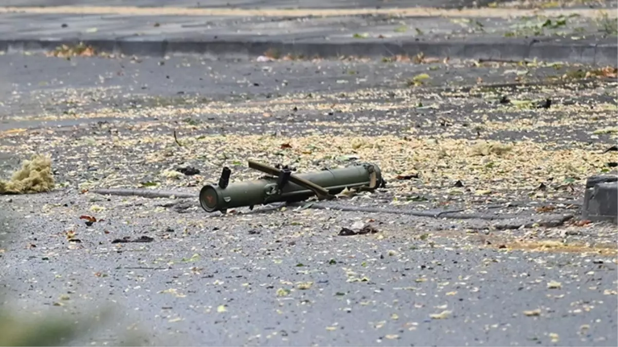 Son Dakika! İçişleri Bakanlığı: Ankara\'daki bombalı saldırıyı gerçekleştiren teröristlerden birinin PKK terör örgütü üyesi olduğu belirlendi