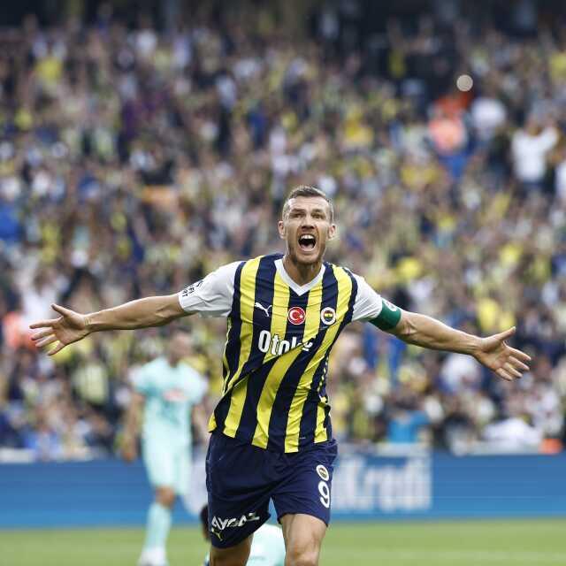 Son Dakika: Kanarya şov devam ediyor! Fenerbahçe, Süper Lig'in 7. haftasında sahasında Çaykur Rizespor'u 5-0 mağlup etti